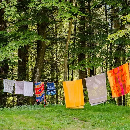 Budget Glamping Safaritent - La Steniole Luxury tent Barbey-Seroux